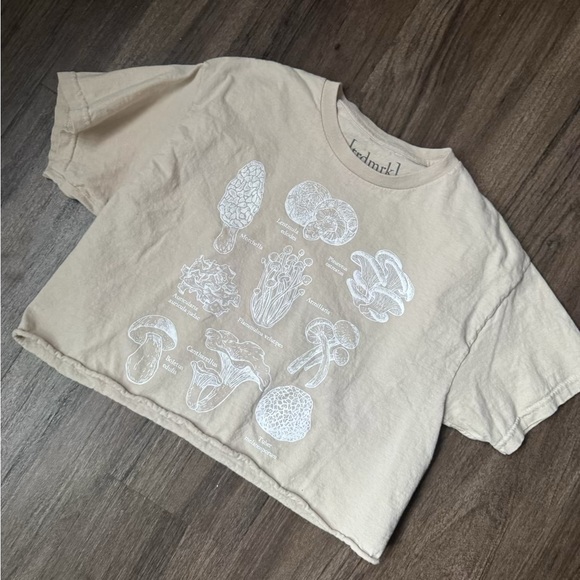 Medium mushroom crop - Picture 2 of 2